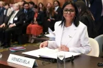 Delcy Rodríguez: Venezuela no acatará fallo de la CIJ sobre el Esequibo